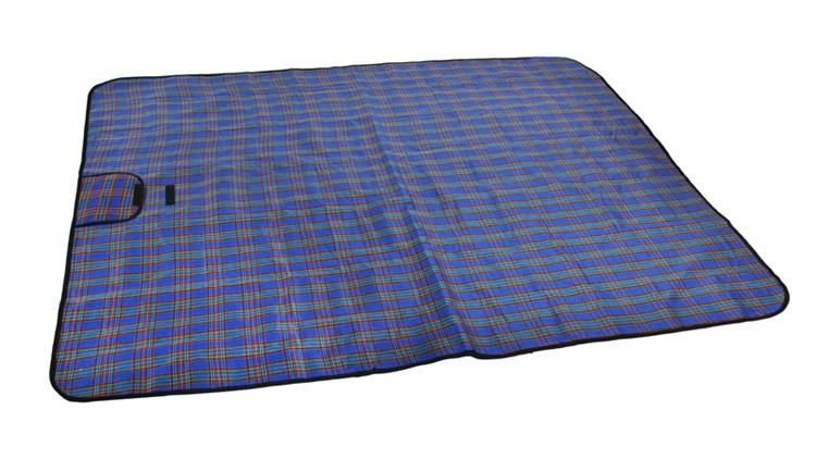 Mata piknikowa 145x180 basic - niebieska 10 5eacd1c92be73a9fd2ef6ead65236547